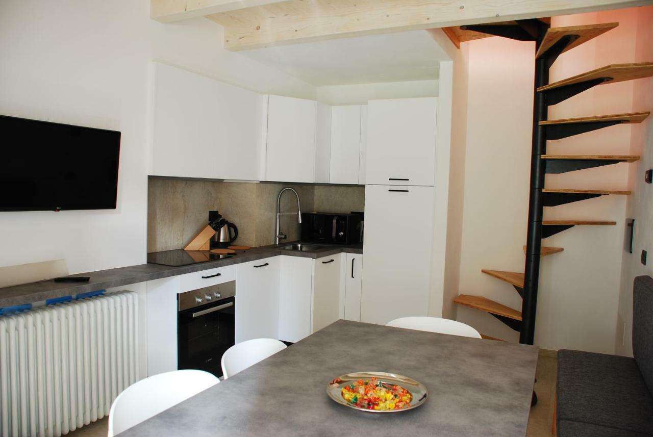 La Casa Del Borgo Villa แดร์วิโอ ภายนอก รูปภาพ